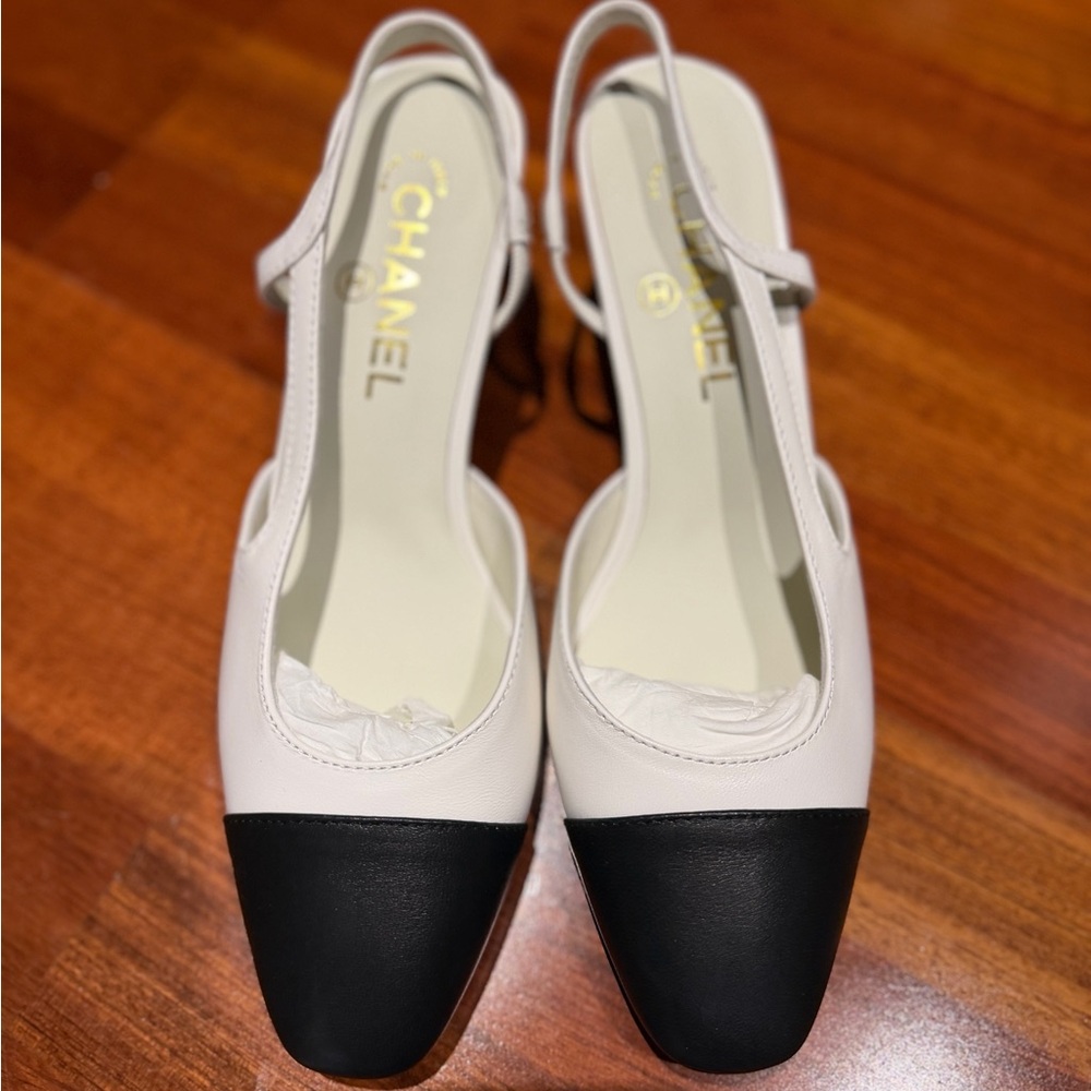 CHANEL Women's Black and White Heels